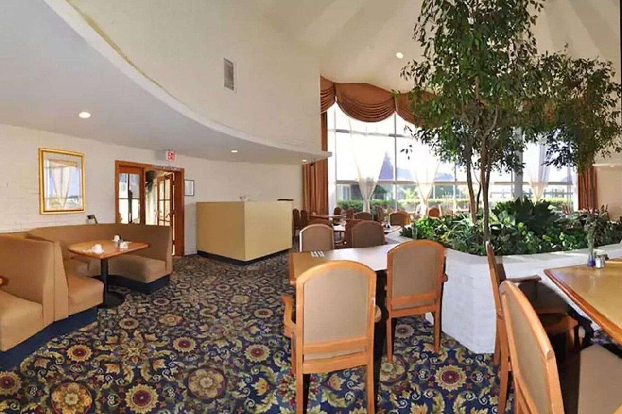 Days Inn By Wyndham Stockton Luaran gambar